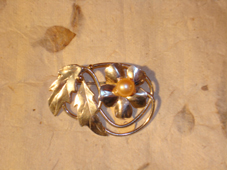 DIASY silver, gold & freshwater pearl